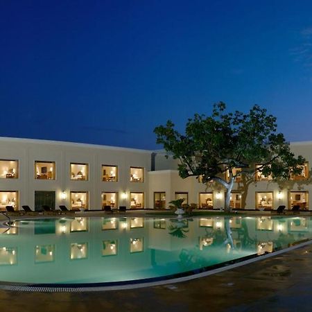 The Lalit Traveller Khajuraho Hotel Eksteriør billede