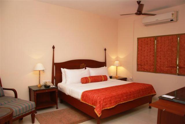 The Lalit Traveller Khajuraho Hotel Eksteriør billede