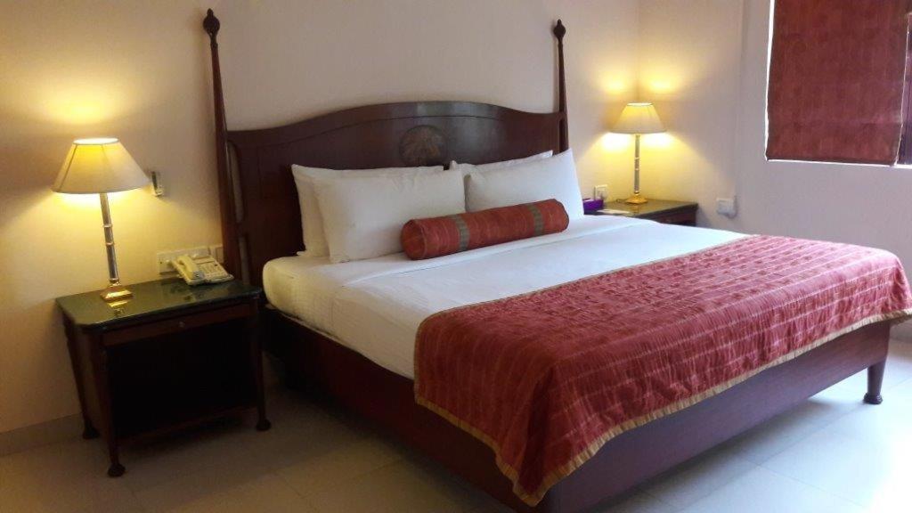 The Lalit Traveller Khajuraho Hotel Eksteriør billede